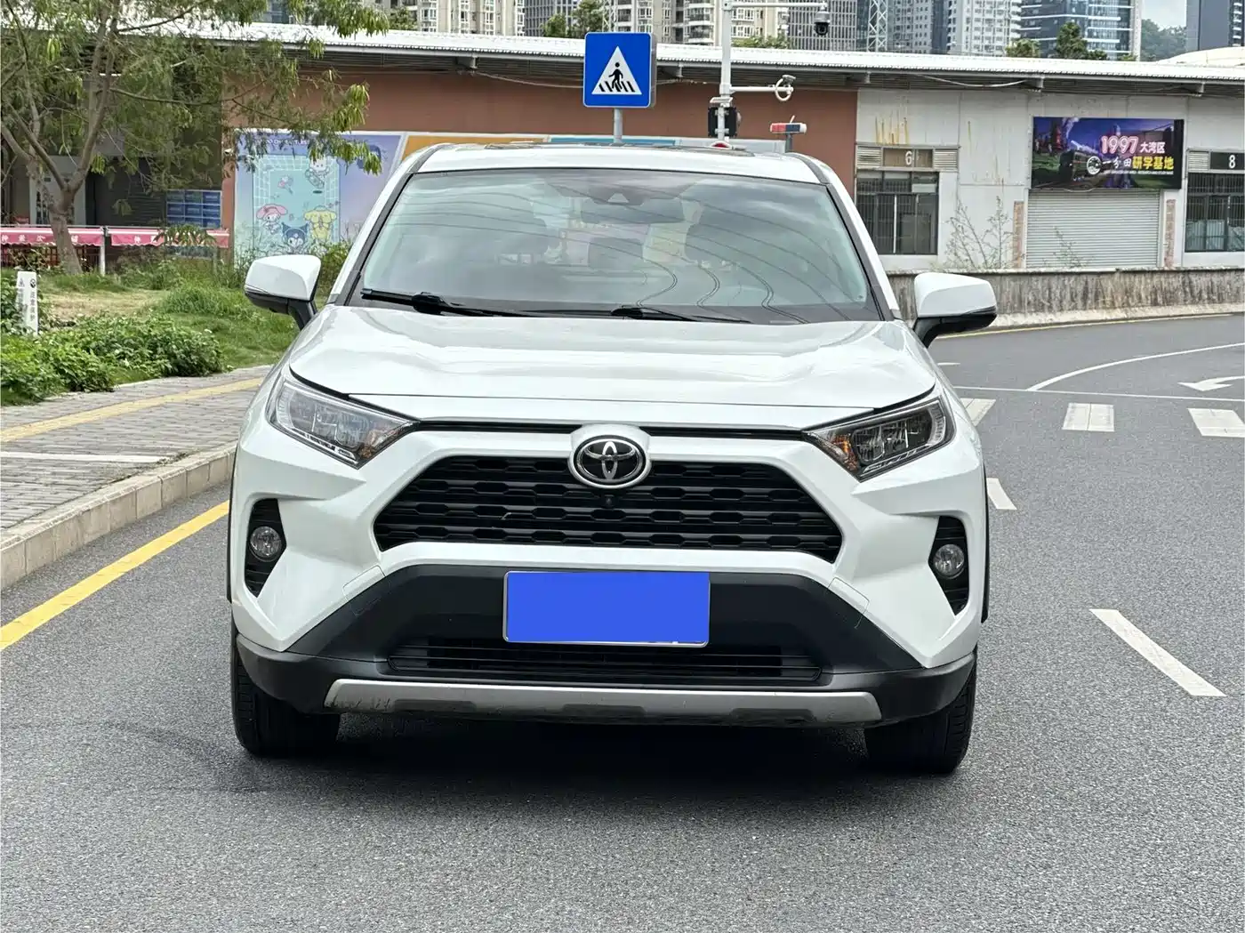 Toyota RAV4 Rongfang 2022 2.0L CVT 2WD Trend Plus Edition фото 2