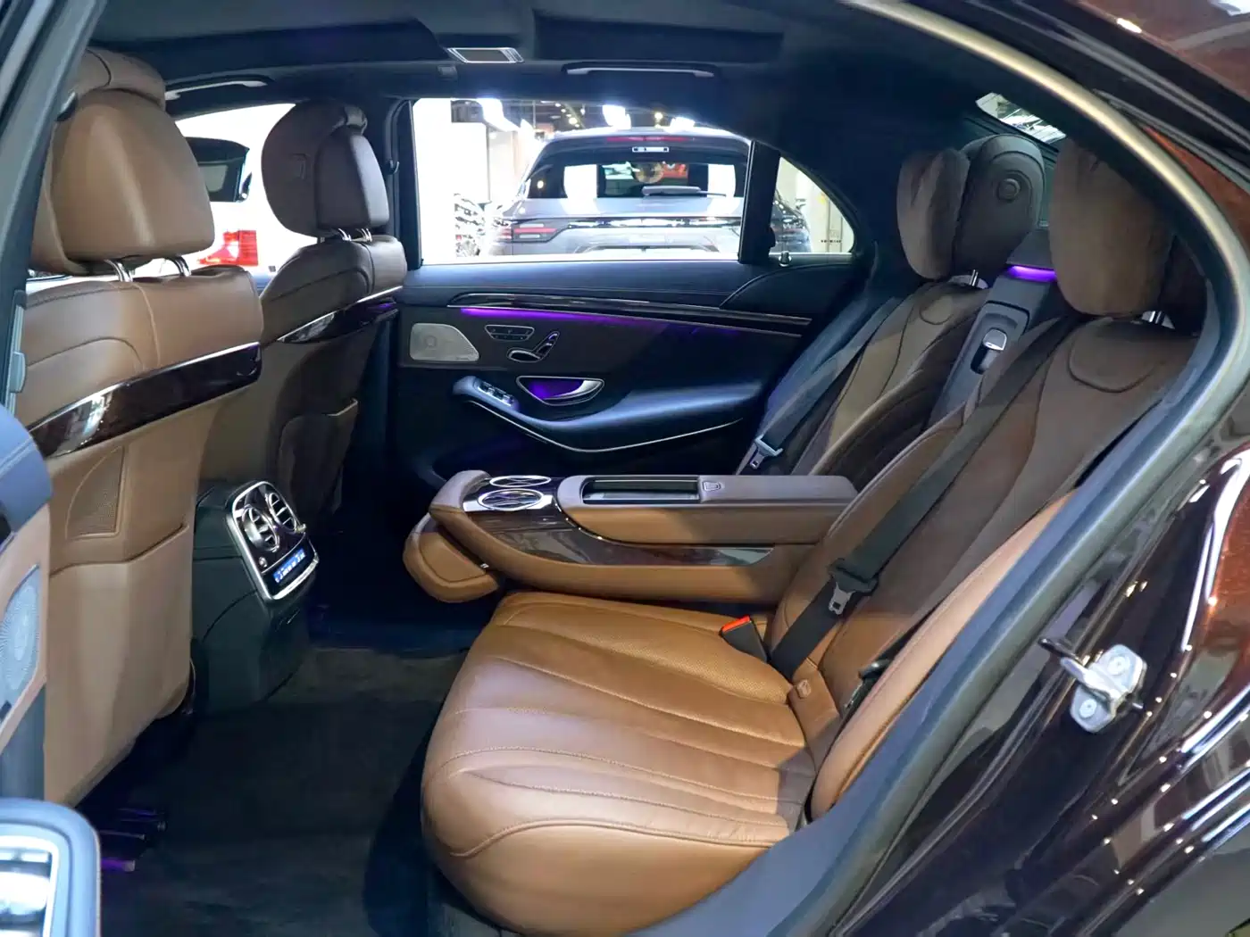 Mercedes-Benz S-Class 2020 S 350 L Premium Edition Collector's Version фото 10