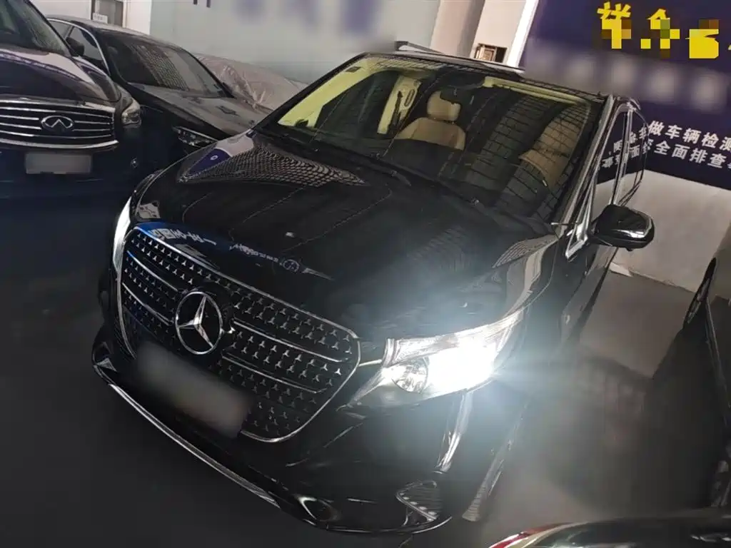Mercedes-Benz Vito 2021 2.0T Elite 7-Seater