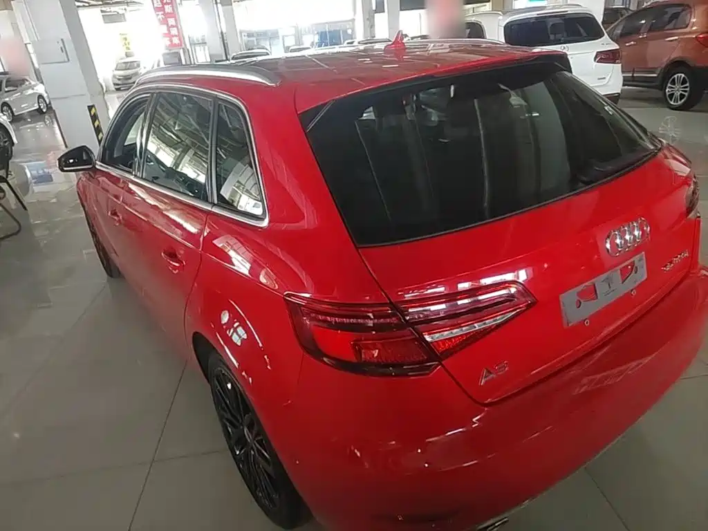 Photo 5 - Audi A3