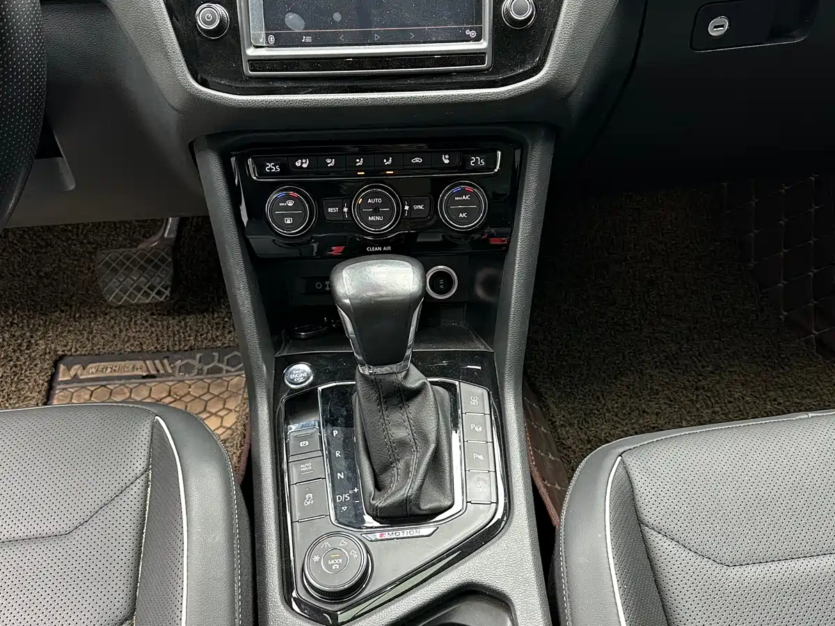 Volkswagen Tiguan L 2017 380TSI Automatic 4WD Flagship Edition фото 8