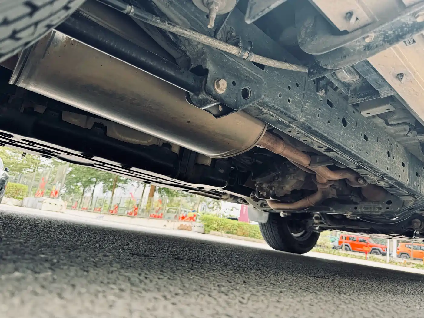 Toyota Prado 2019 3.5L Automatic TX-L Zunxiang Edition with Rear-mounted Spare Tire фото 10