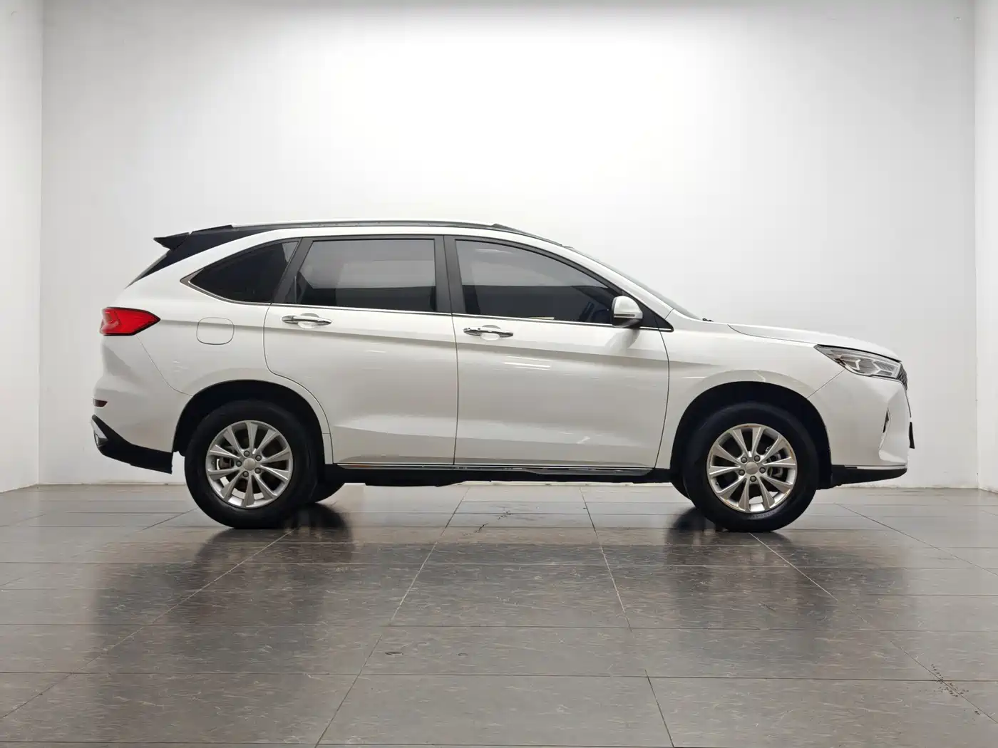 Haval M6 2021 PLUS 1.5T DCT Luxury Smart Connect фото 11