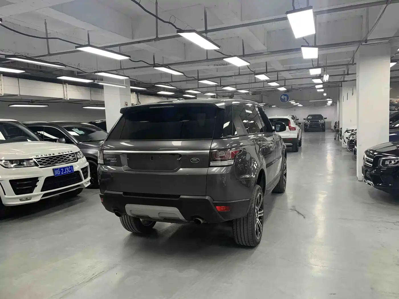 Land Rover Range Rover Sport 2014 3.0 SC V6 HSE фото 10
