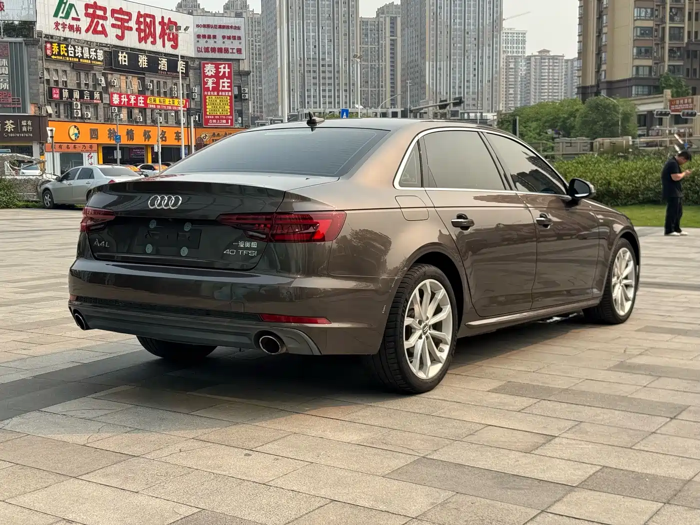 Audi A4L 2018 30th Anniversary 40 TFSI Fashion фото 5