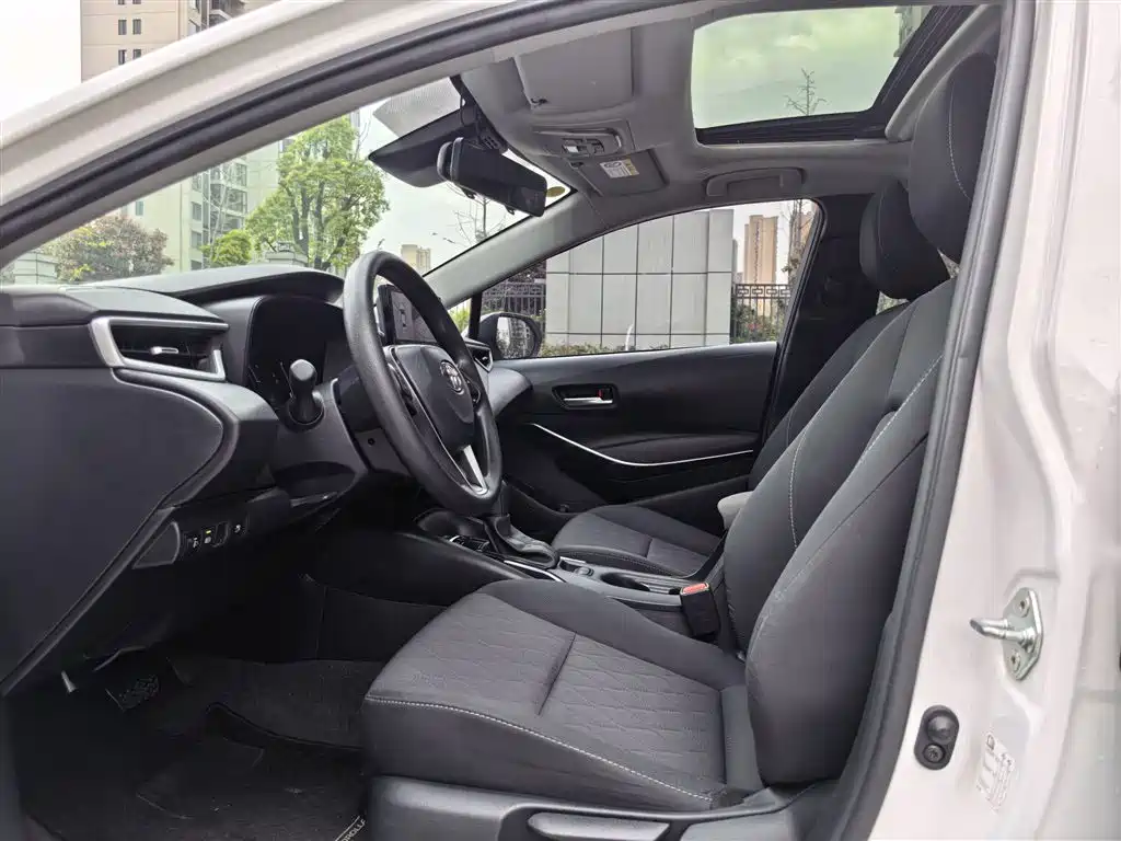 Toyota Corolla 2023 1.8L Smart Hybrid Dual Engine Elite Edition фото 15