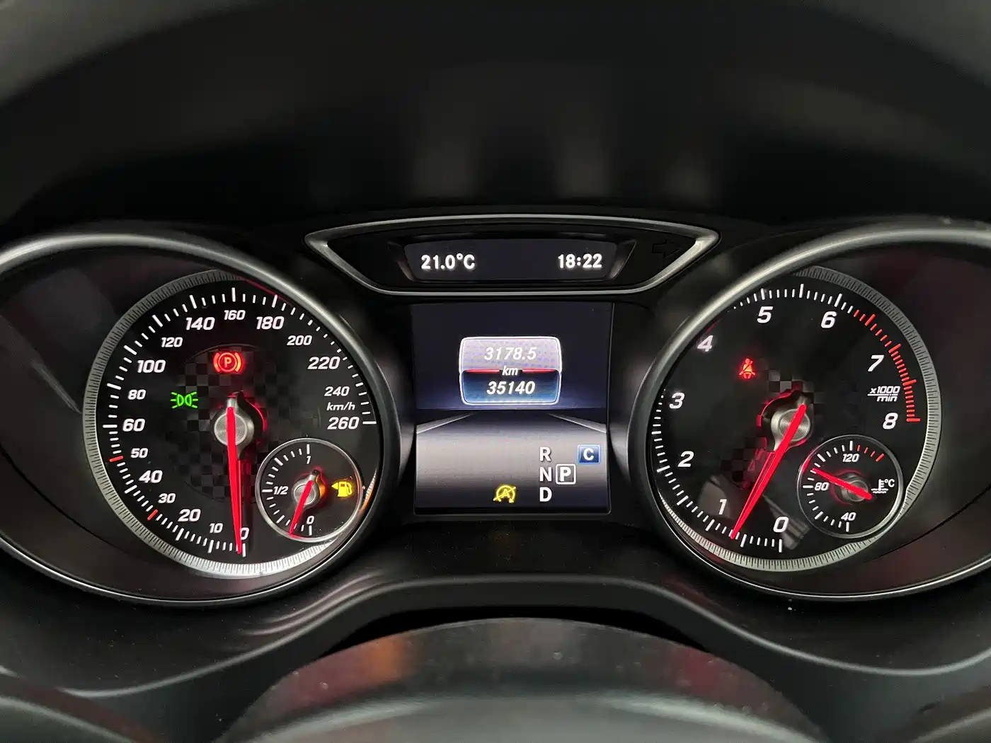 Mercedes-Benz A-Class (Import) 2016 A 200 Fashion фото 27