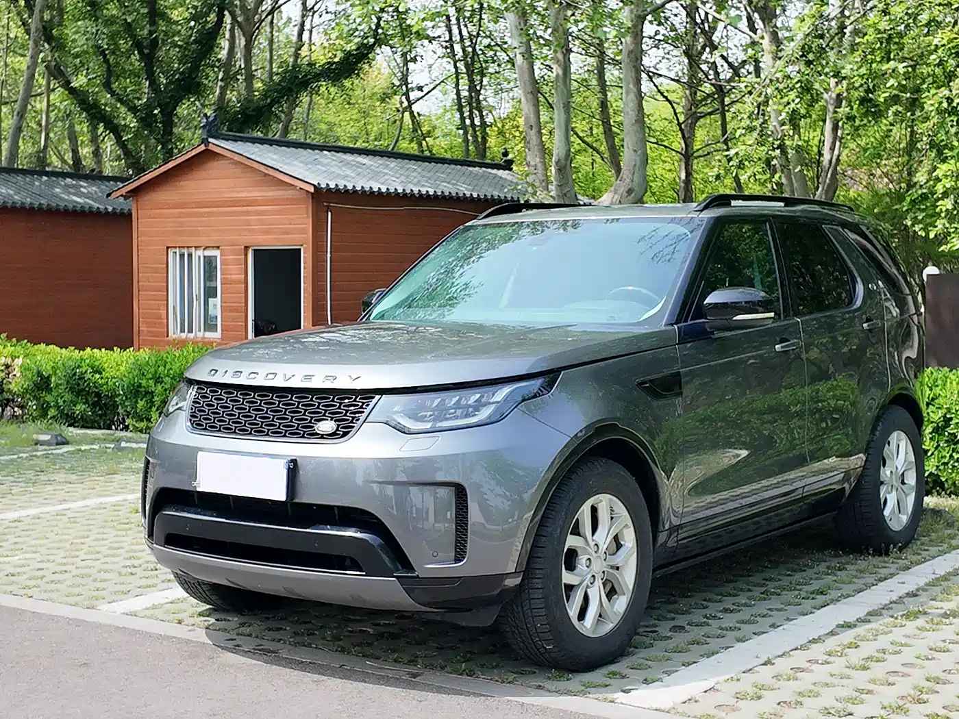 Land Rover Discovery 2018 3.0 SC V6 SE