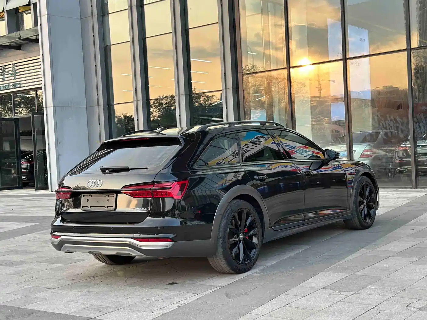 Audi A6 (Import) 2020 allroad quattro Explorer 55 TFSI Premium Off-Road фото 4