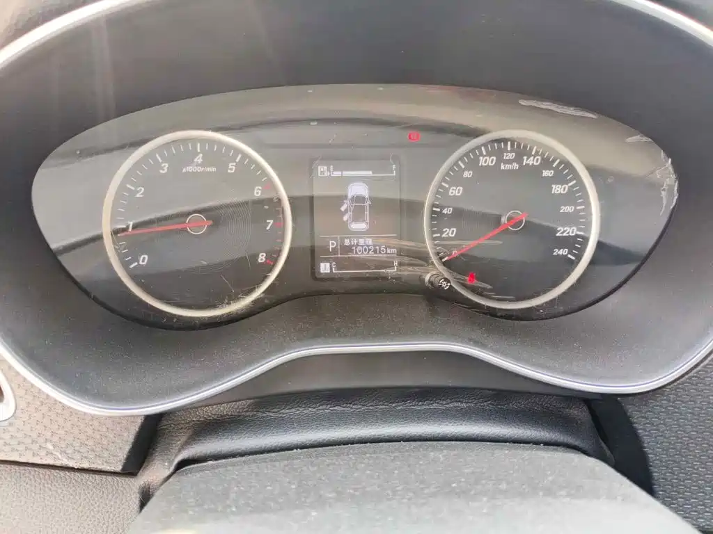Фото 4 - Baojun 730