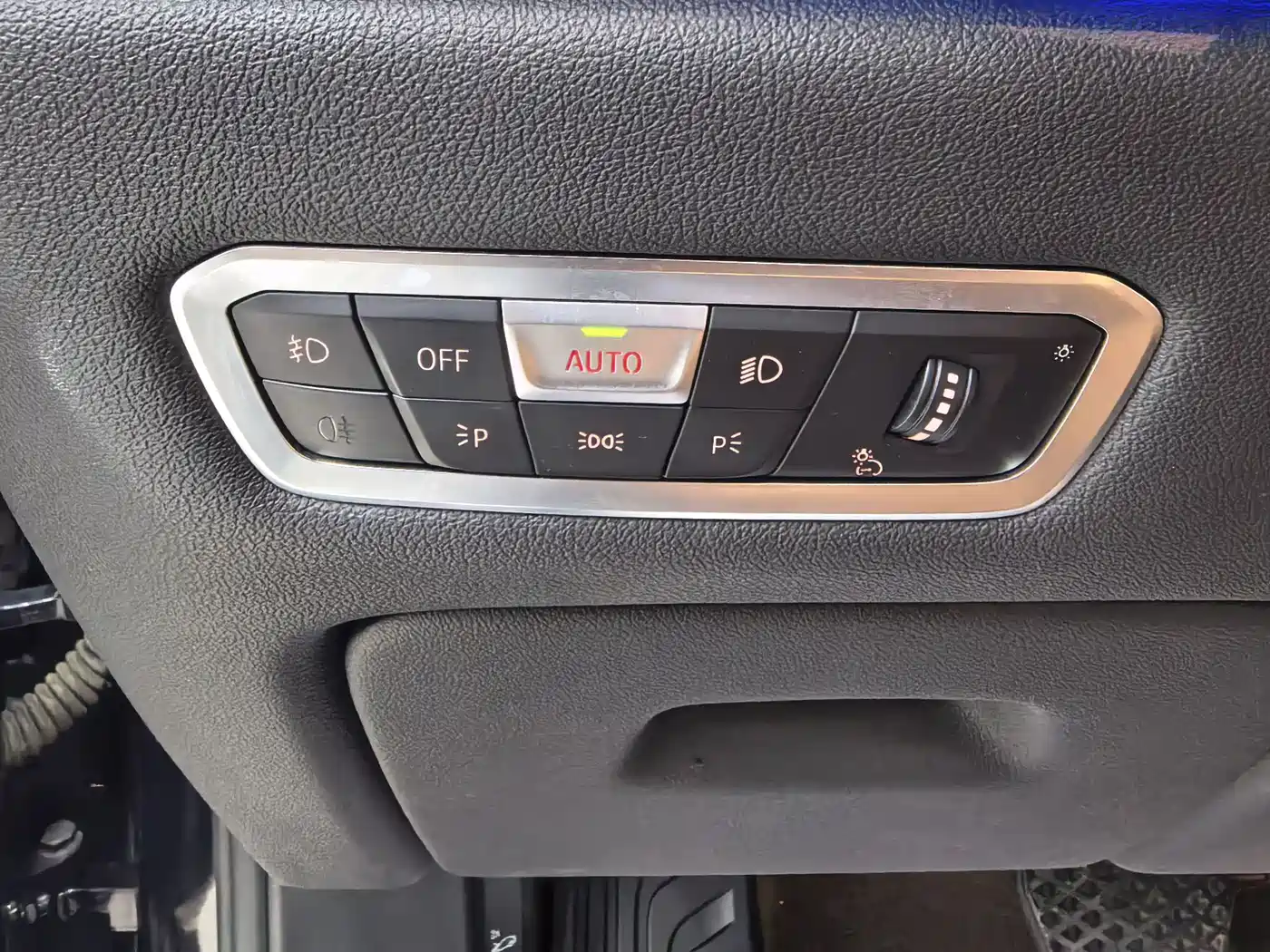 BMW X7 2019 xDrive40i Exclusive M Sport Package фото 19