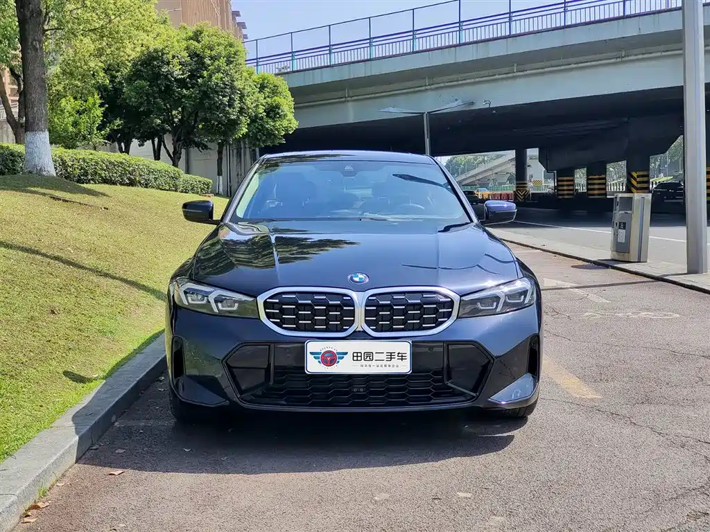 BMW 3-SERIES
