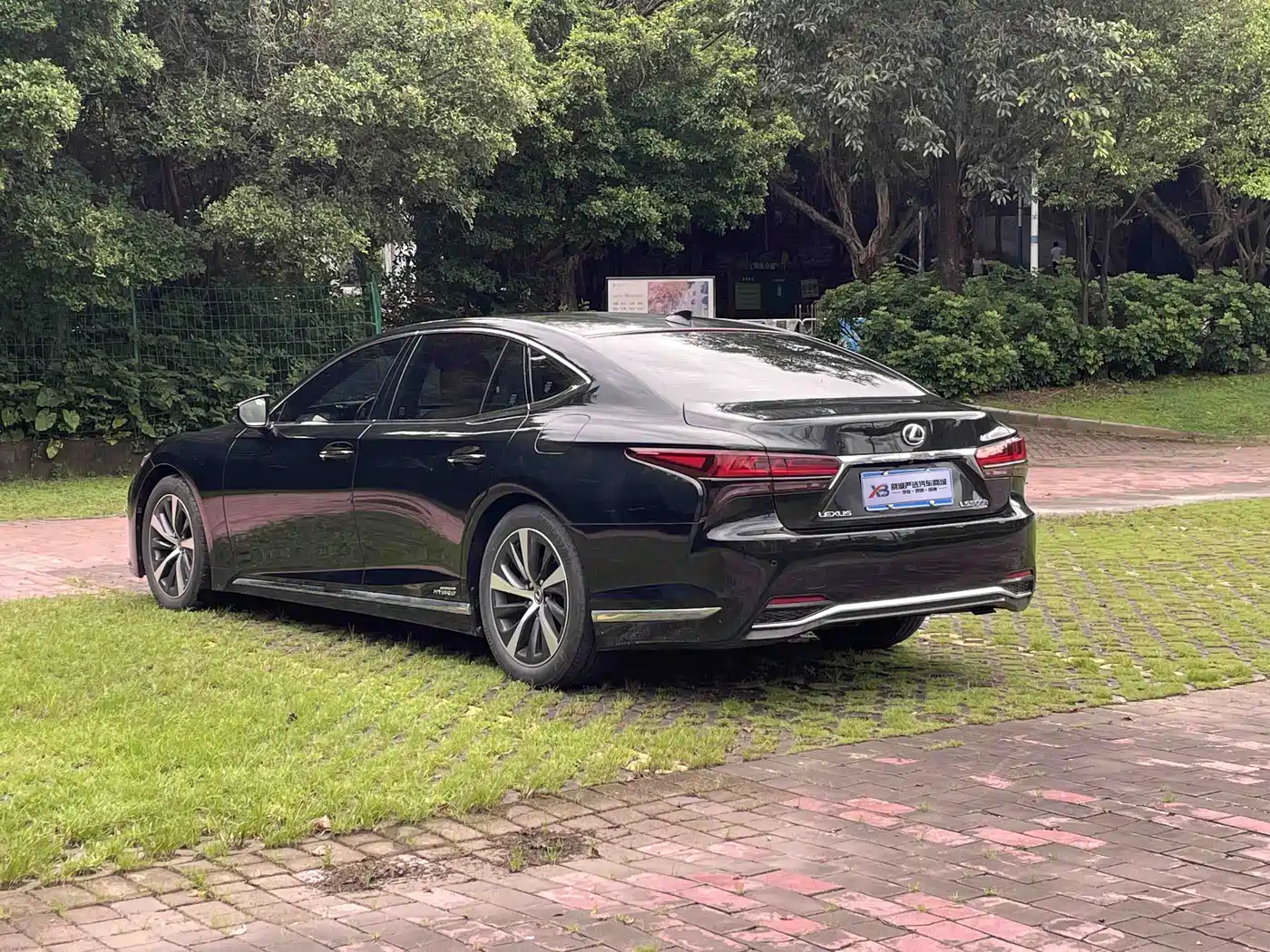 Lexus LS 2022 2021 500h Excellence Edition