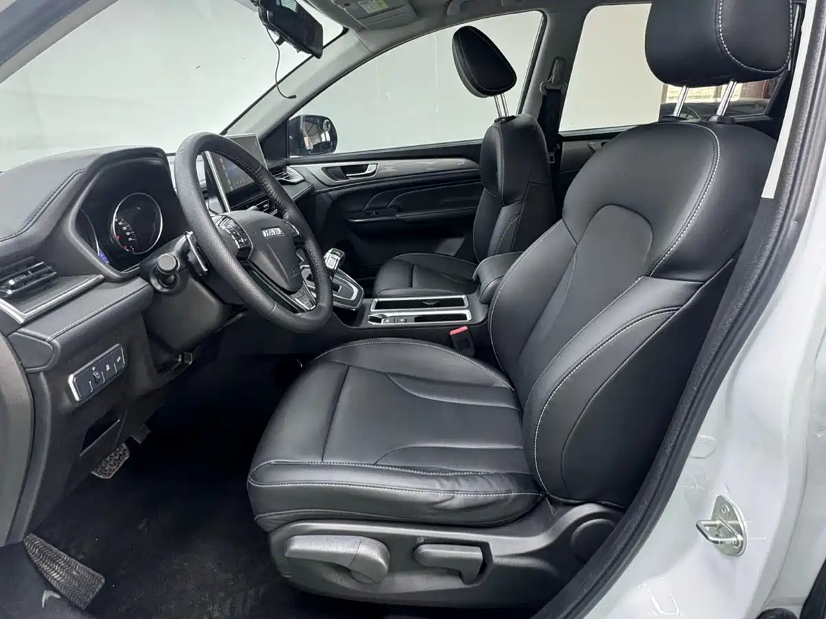 Haval M6 2021 PLUS 1.5T DCT Luxury Smart Connect фото 9
