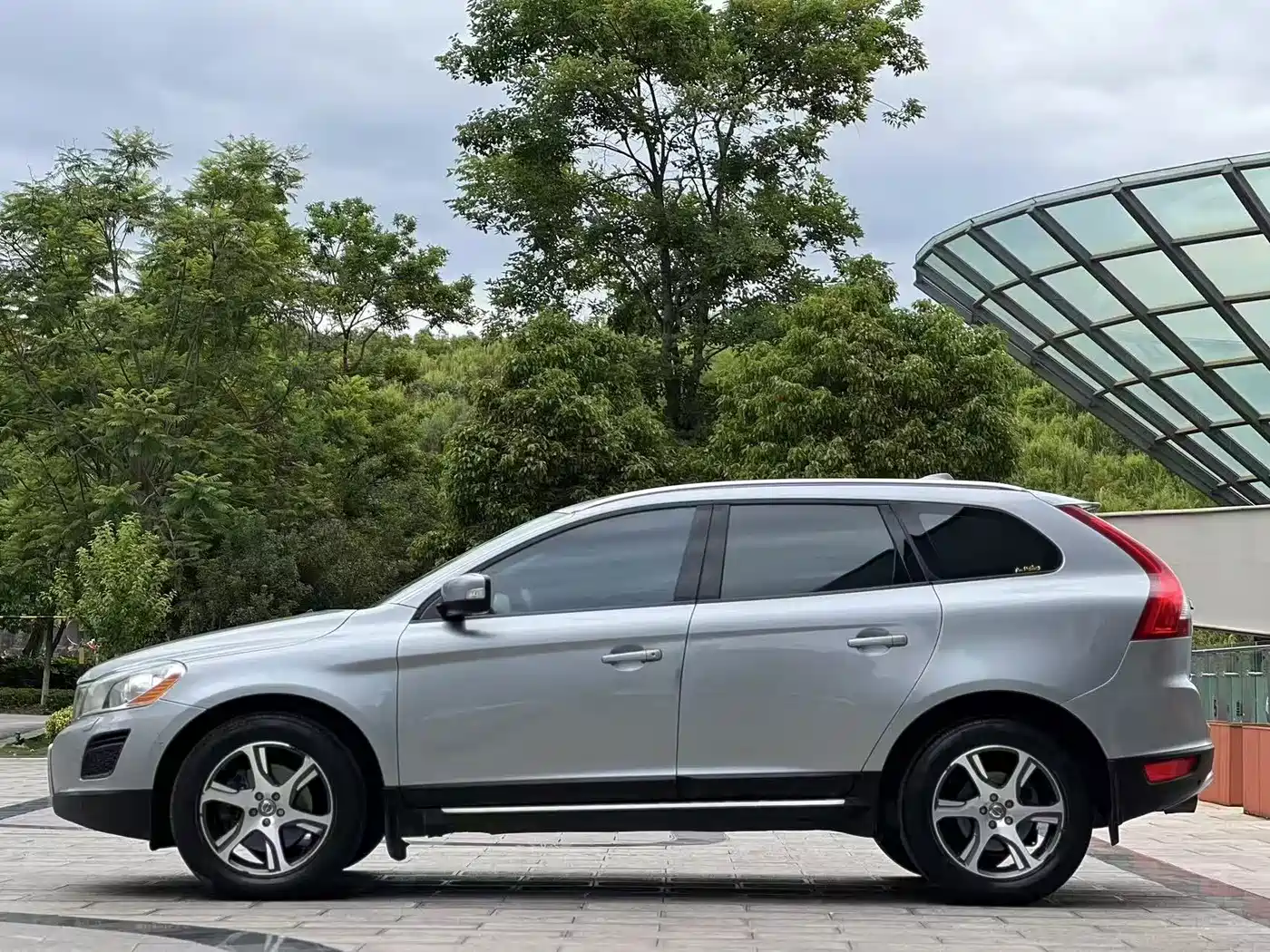 Volvo XC60 (Import) 2011 2012 T6 AWD Elegance Edition