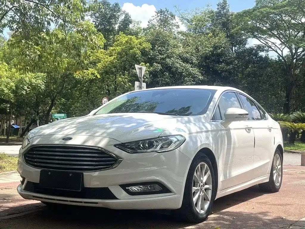 Фото 1 - Ford Mondeo