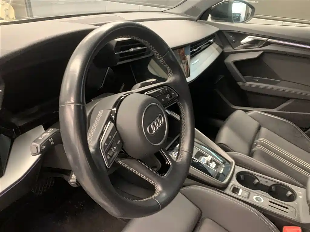 Audi A3 2023 A3L Limousine 35 TFSI Fashion Sport фото 12