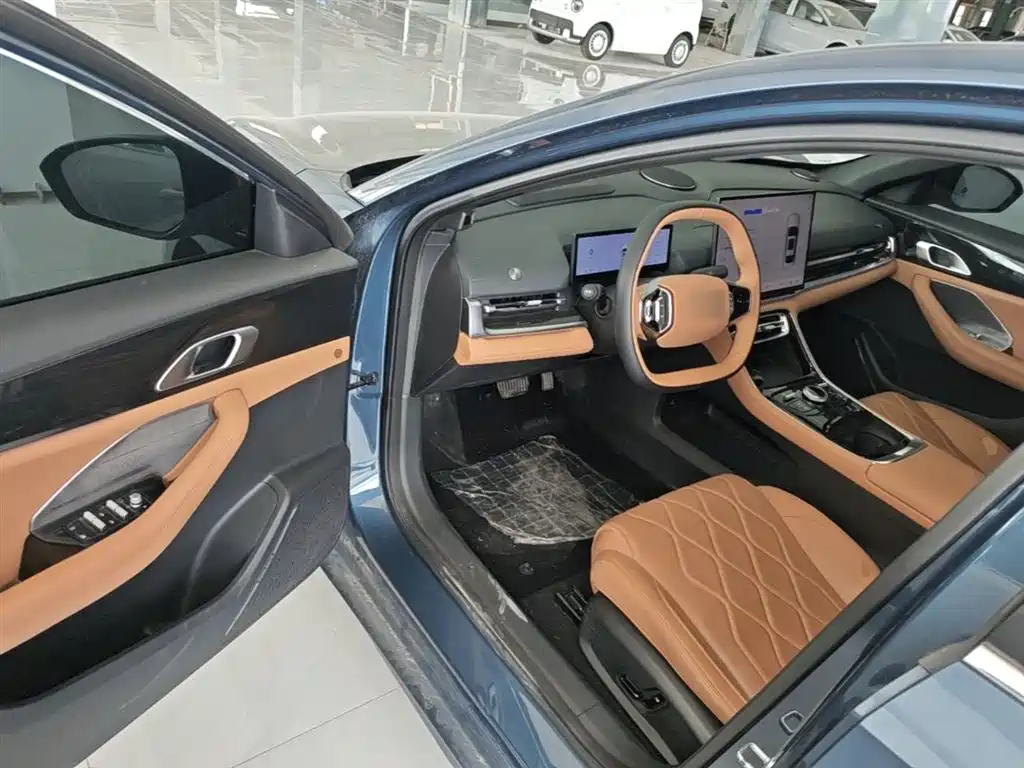 Geely Galaxy Galaxy A7 2025 EM-i фото 16