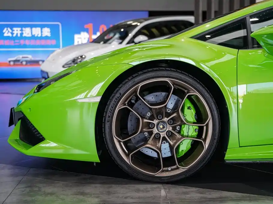 Lamborghini Huracán 2014 LP 610-4 фото 4
