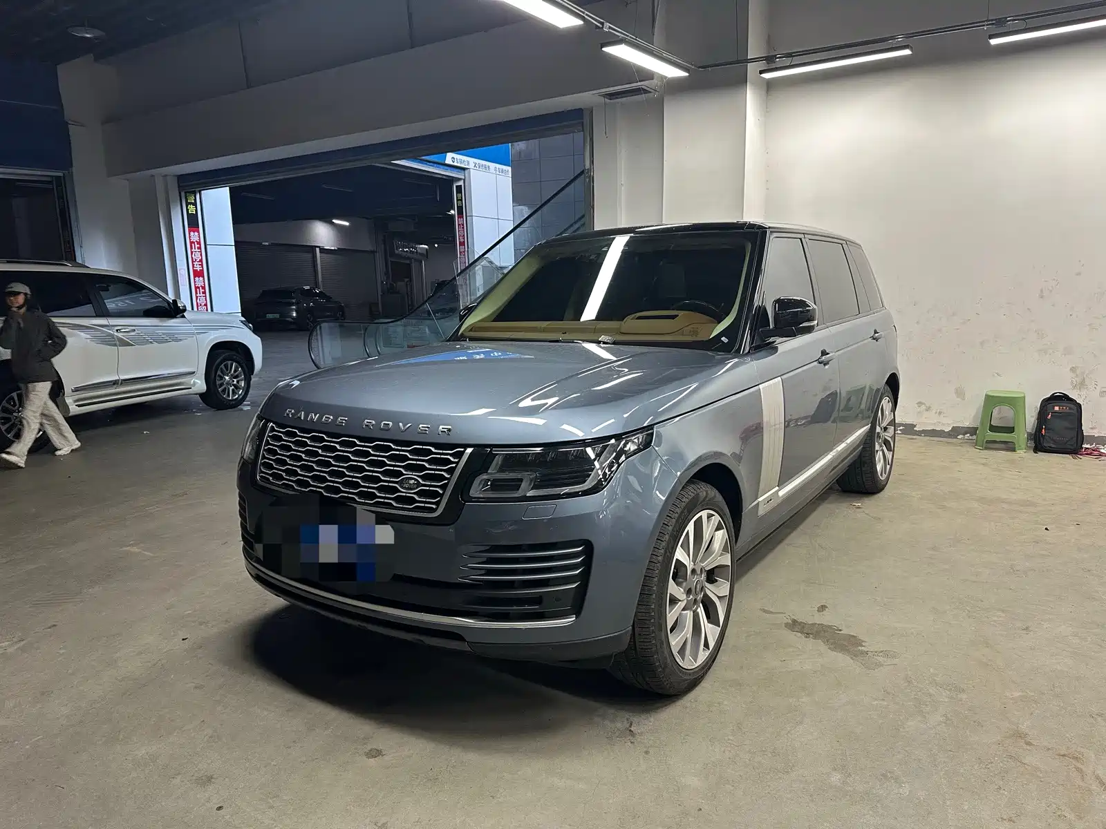 Фото 1 - Land Rover Range Rover