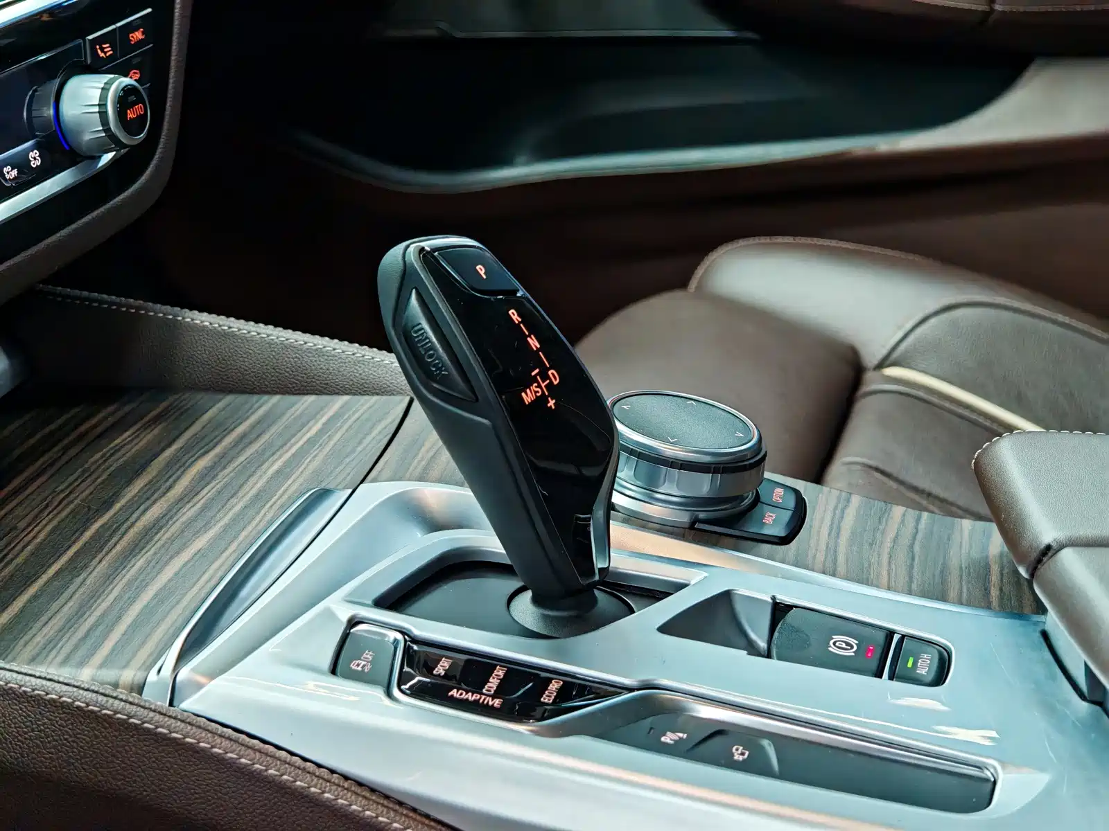 Photo 23 - BMW 5 Series