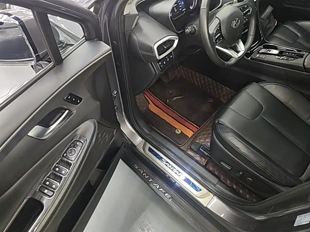 Hyundai Santa Fe 2019 380 TGDi TOP Auto 2WD Flagship Edition China VI фото 16