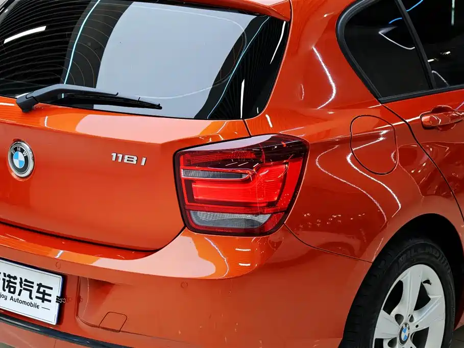 BMW 1 Series (Import) 2013 Facelift 118i Sport Model фото 15