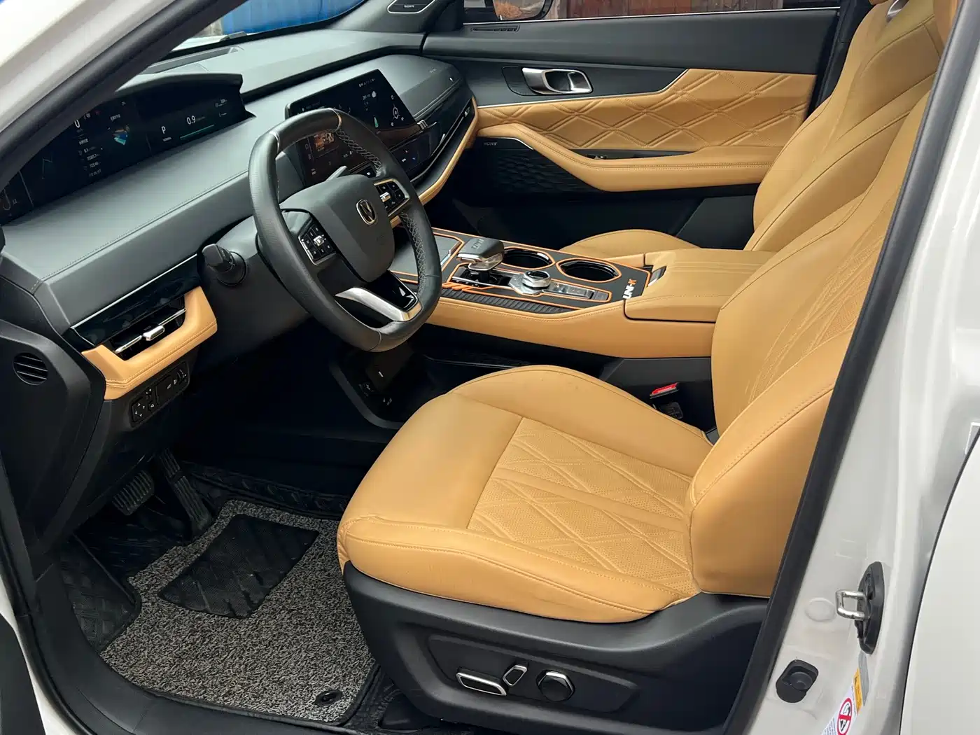 Changan UNI-K 2024 2024 2.0T FWD Global Edition