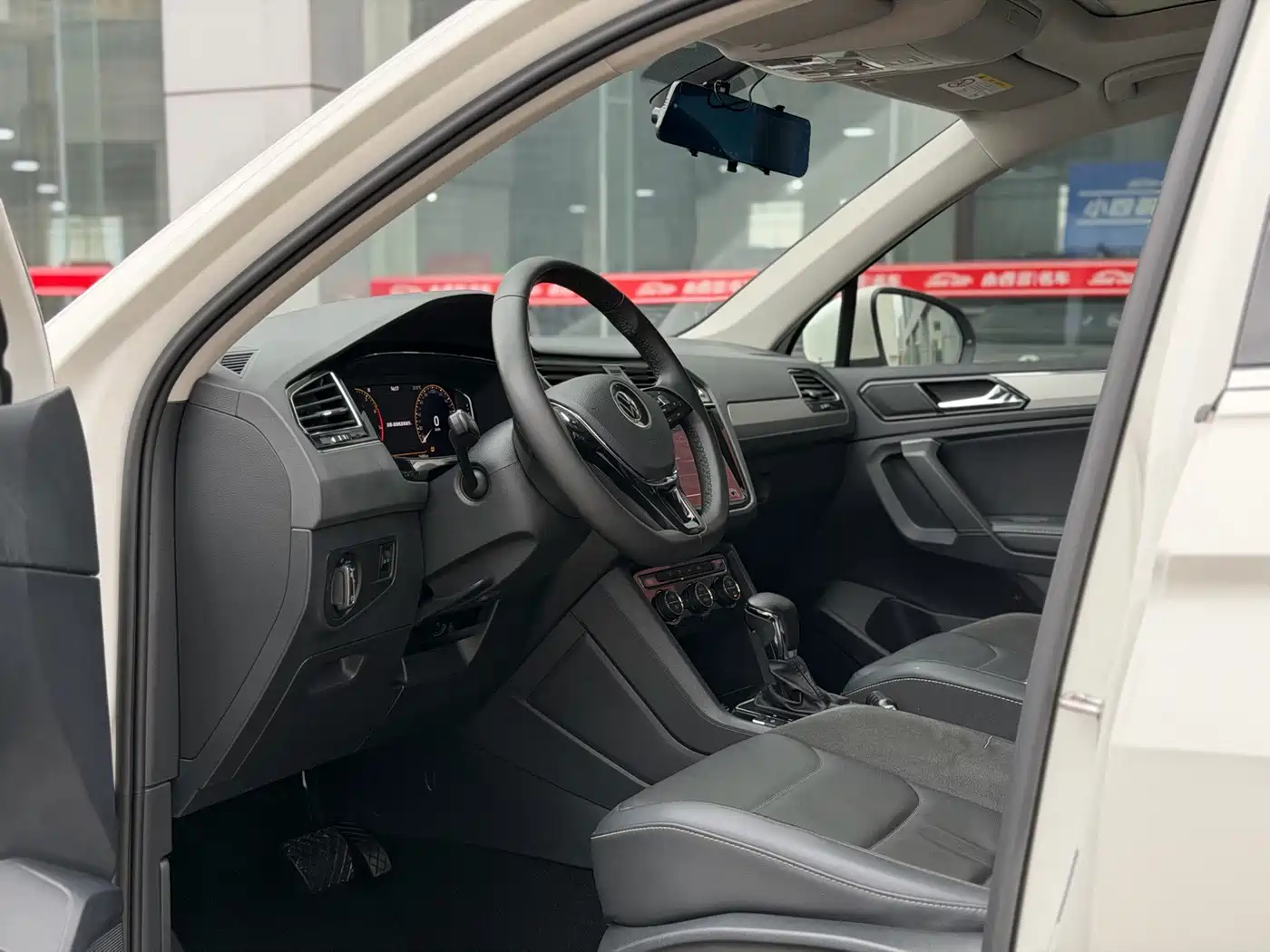 Volkswagen Tiguan, миниатюра 4