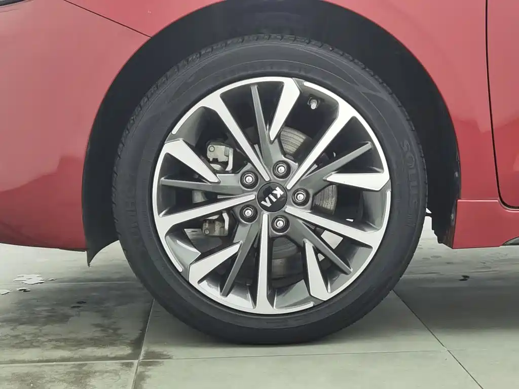 صورة 17 - Kia K3