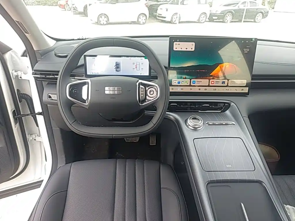 Geely Galaxy Galaxy E5 2026 2026 530km Voyager Edition
