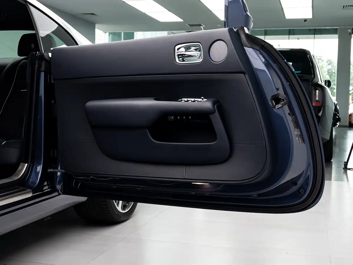Rolls-Royce Wraith 2017 2018 6.6T Standard