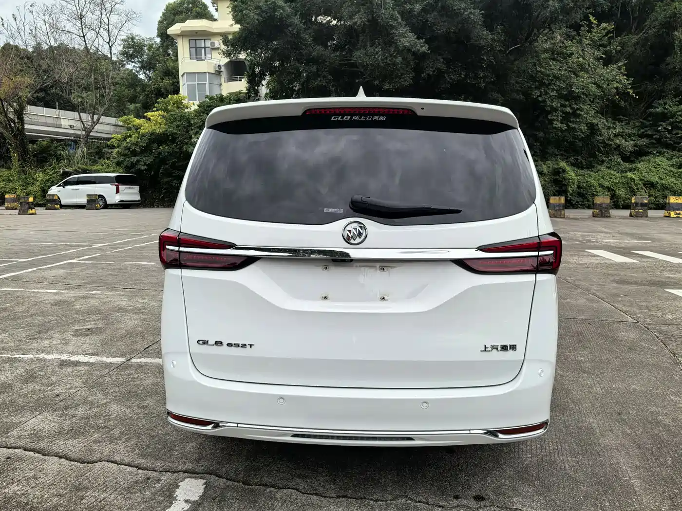 Buick GL8 2021 Land Business Class 652T Premium фото 7