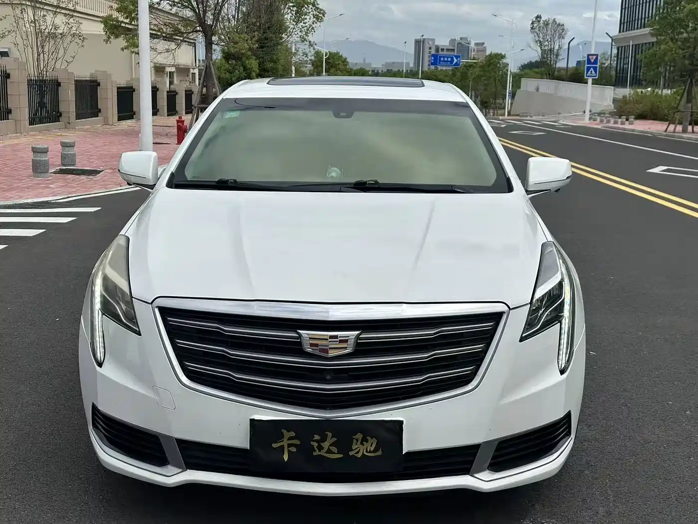 Cadillac XTS 2019 2018 28T Technology