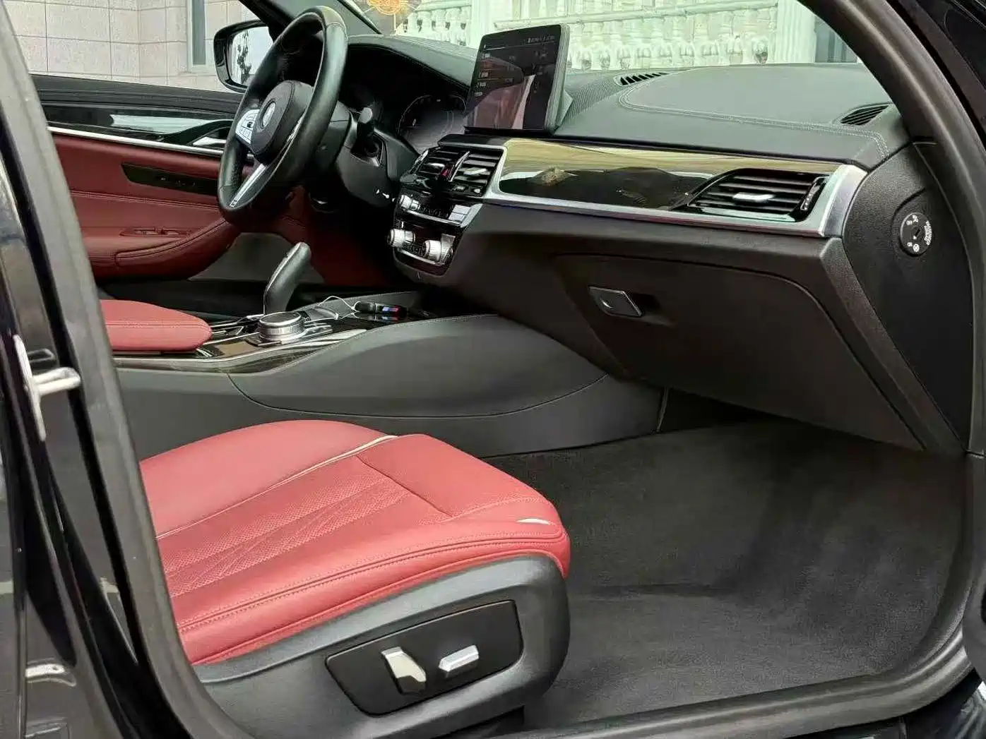 BMW 5 Series 2022 525Li M Sport Package фото 5