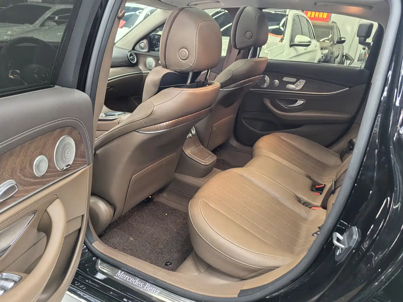 Mercedes-Benz E-Class 2023 E 300 L Luxury фото 8