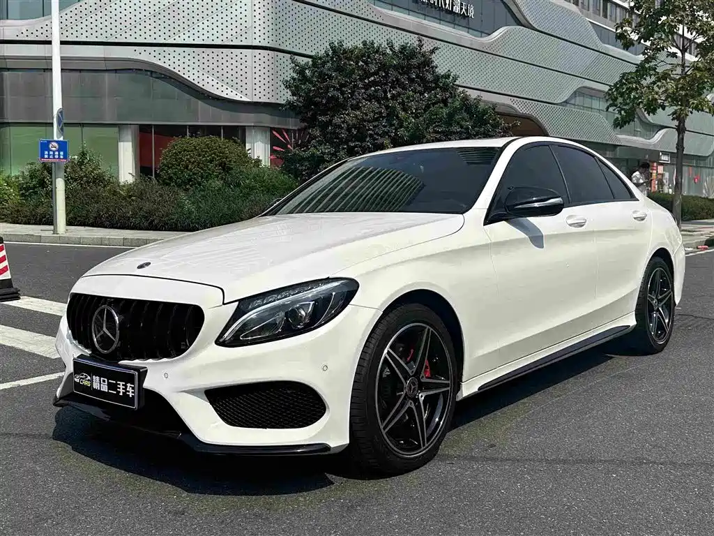Фото 1 - Mercedes-Benz C-Class