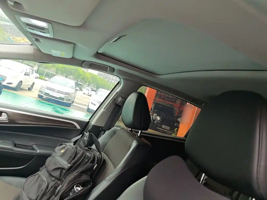 Honda Jade 2018 2017 1.8L Automatic Comfort Edition 5-seater