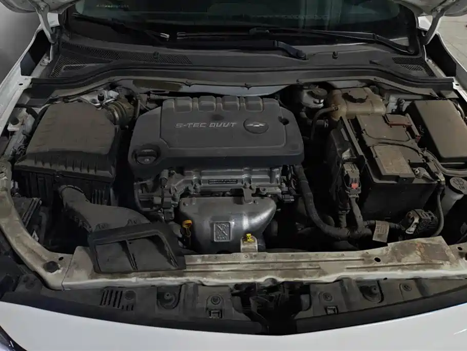 CHEVROLET CRUZE