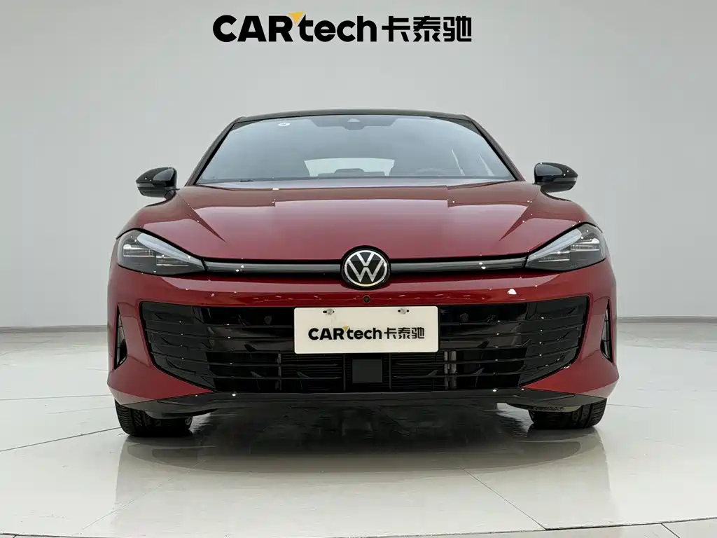Photo 3 - Volkswagen Lamando