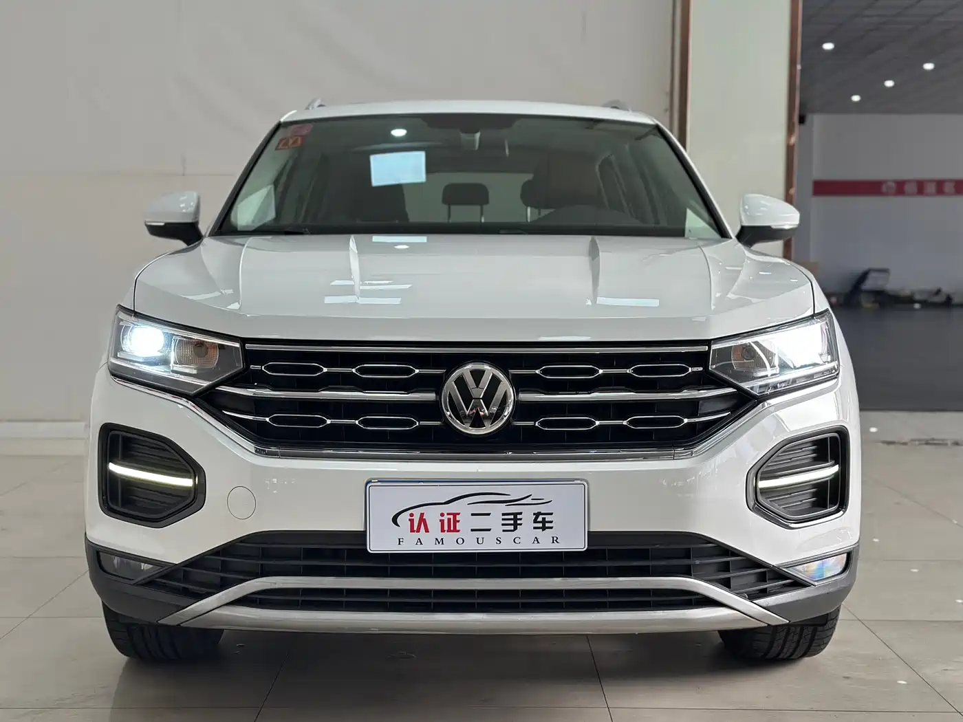 Volkswagen Tayron 2019 330TSI 2WD Luxury China VI фото 2