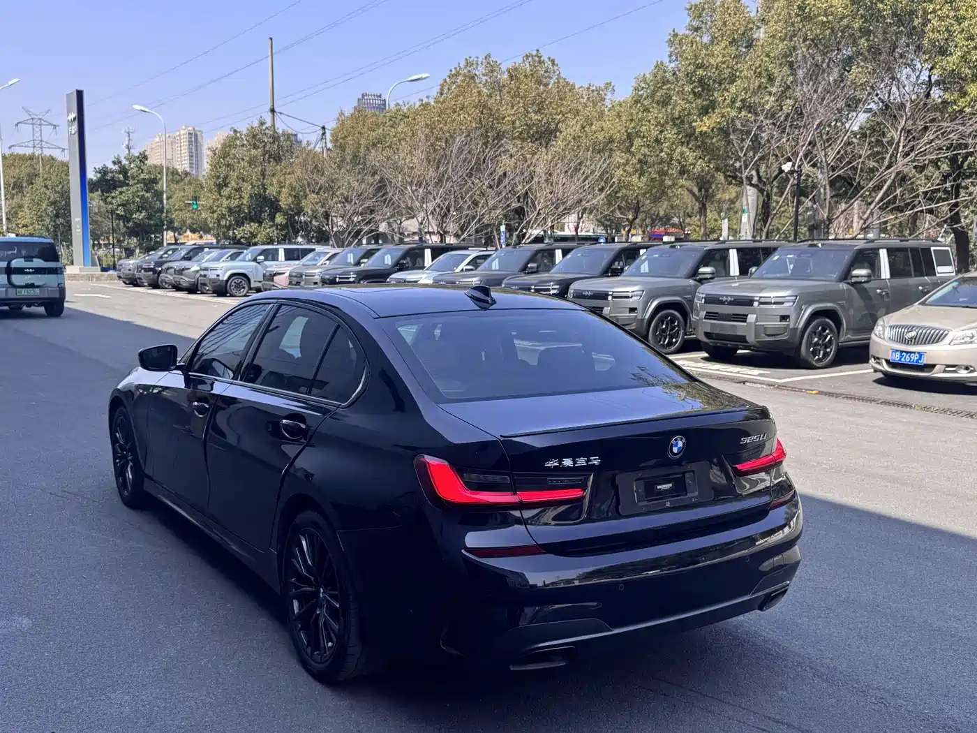 BMW 3 Series 2021 325Li M Sport Package фото 13