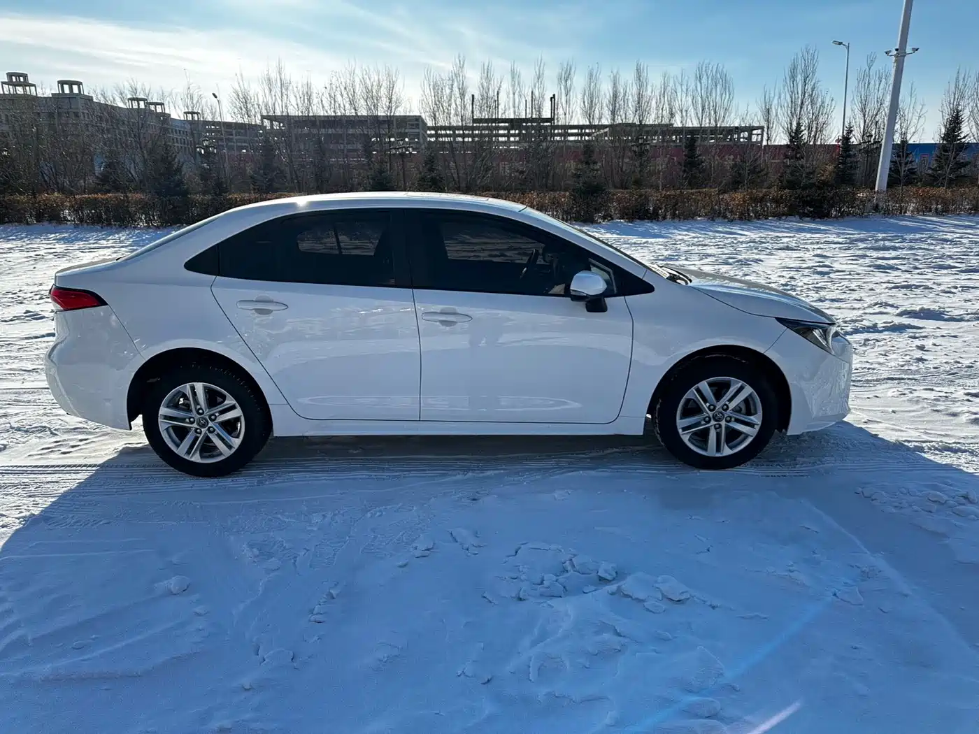 Toyota Levin 2022 185T CVT Luxury Edition фото 4