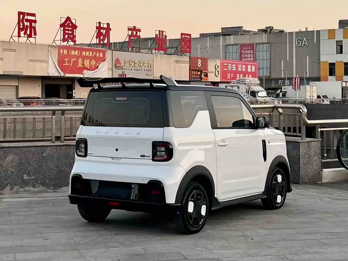 GEELY GALAXY PANDA