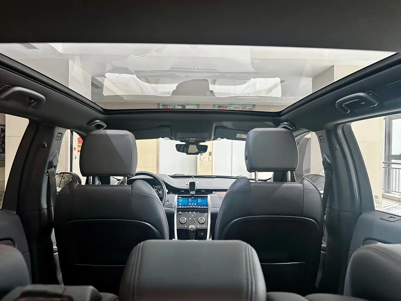 Land Rover Discovery Sport 2020 249PS R-Dynamic Performance фото 17