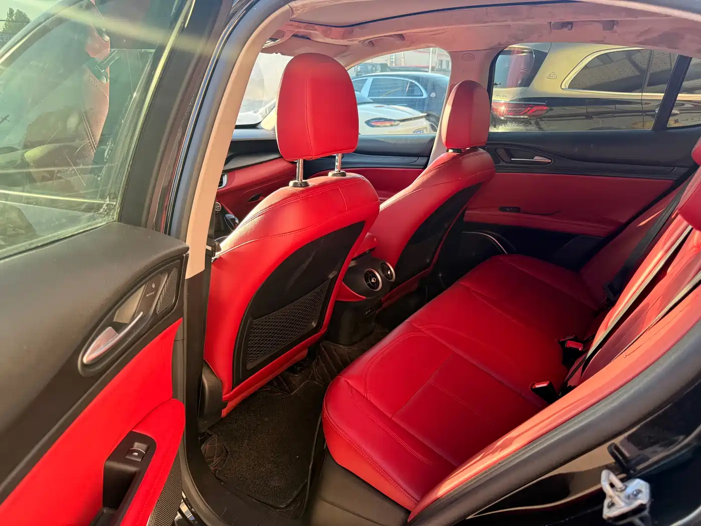 Alfa Romeo Stelvio 2019 2017 2.0T 200HP Elite