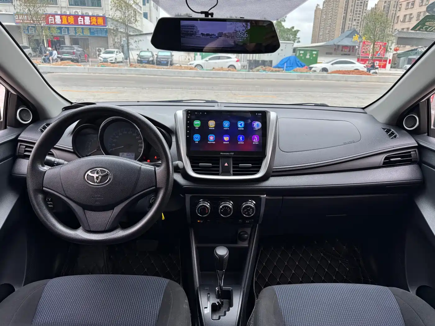 Toyota YARiS L Zhi Xiang 2019 1.5E CVT Charming China VI фото 4