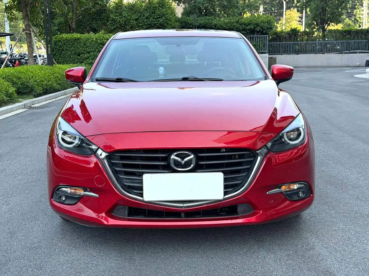 Фото 2 - Mazda Mazda 3