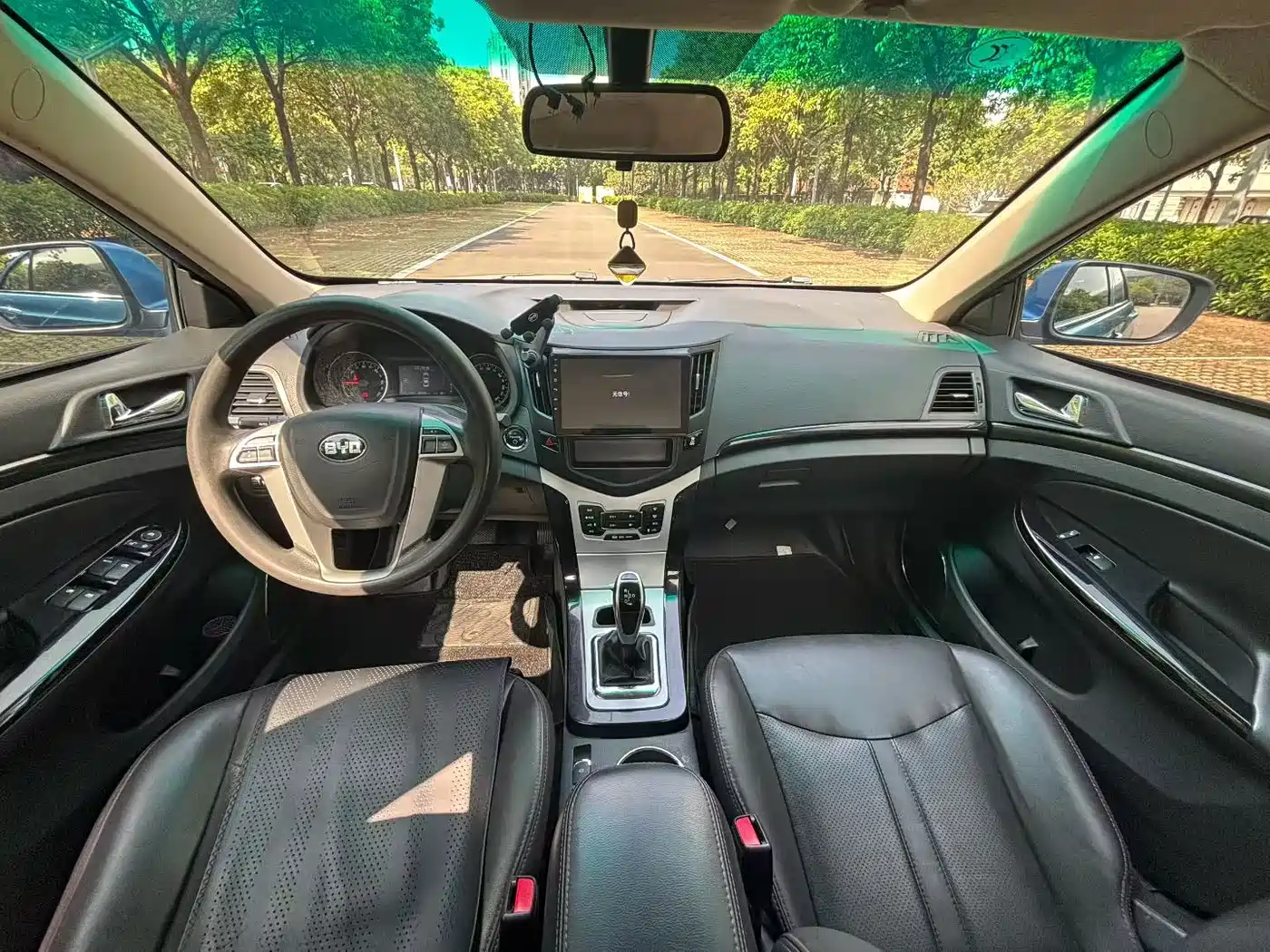 Photo 6 - BYD e5