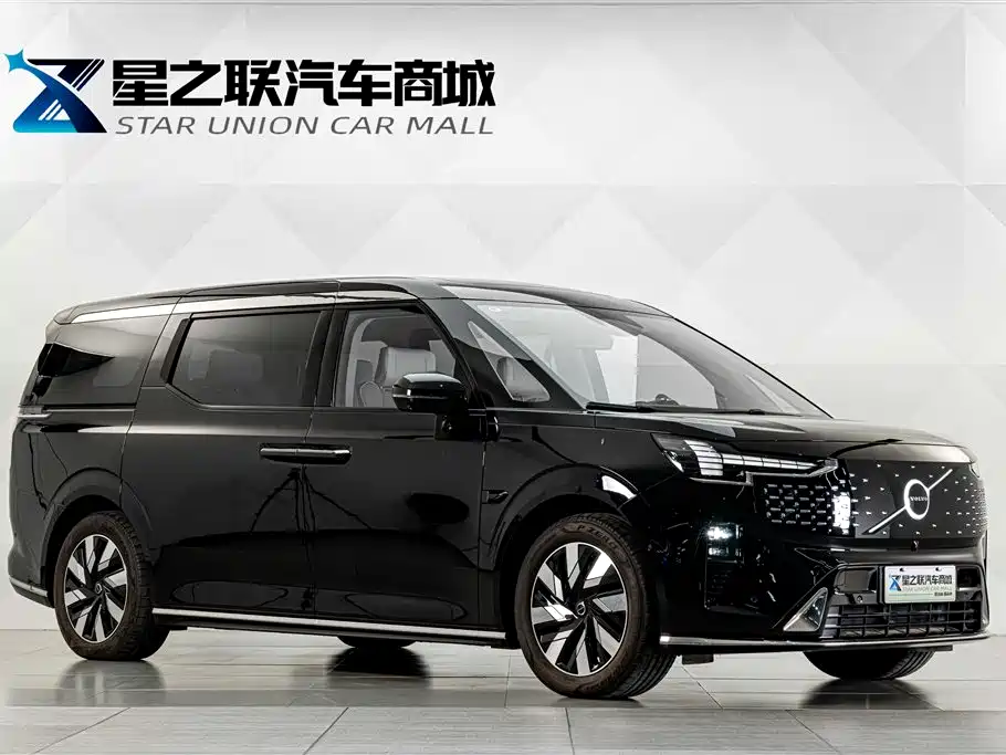 Volvo EM90 2026 2025 Ultra Six-Seater